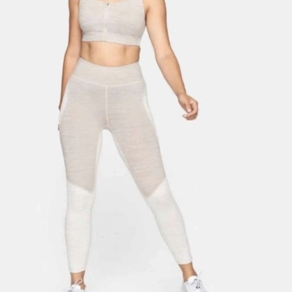 Outdoor Voices 7/8 TechSweat Leggings, Medium